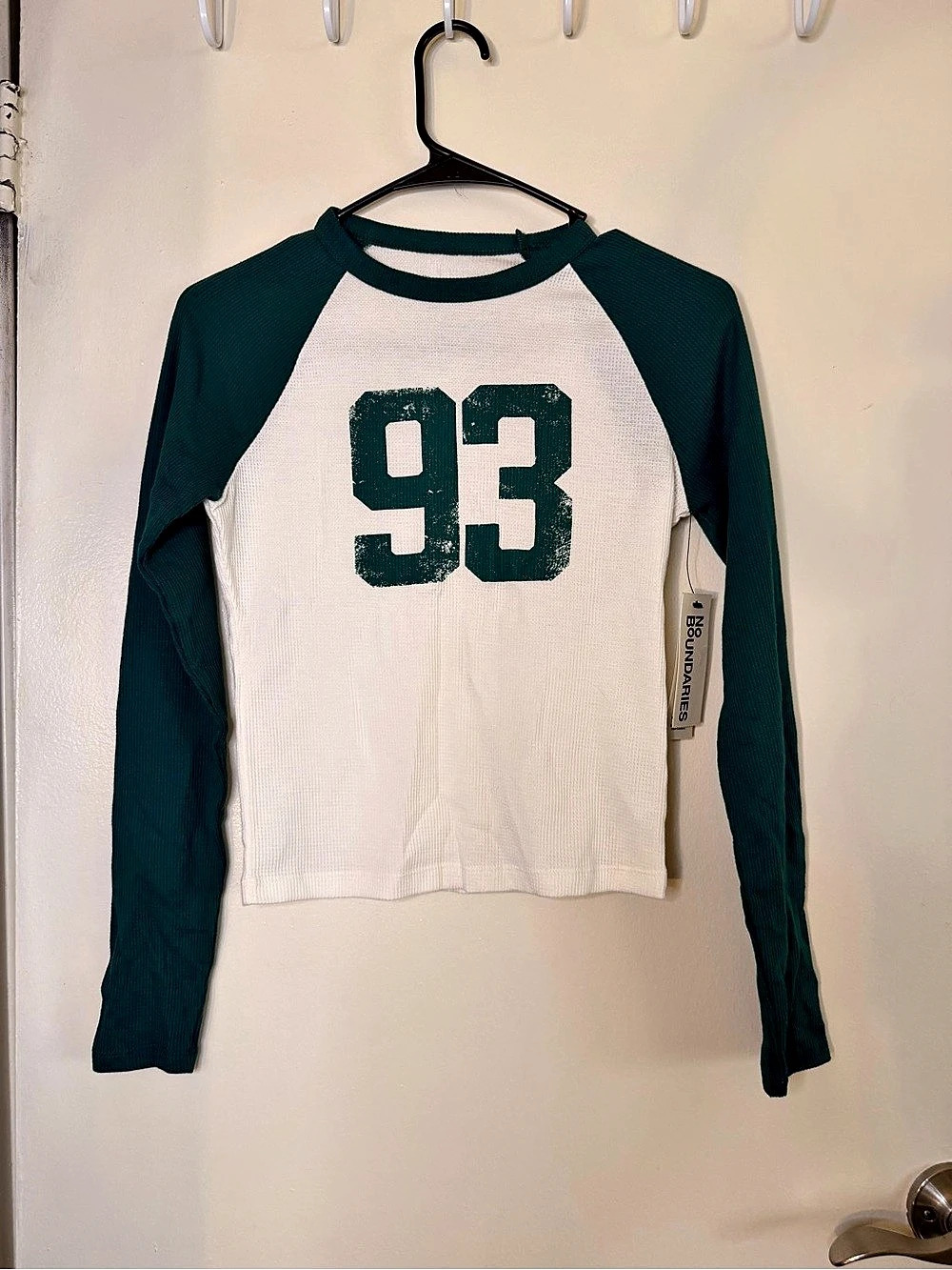 NWT Green & White 93 Raglan Top — XS